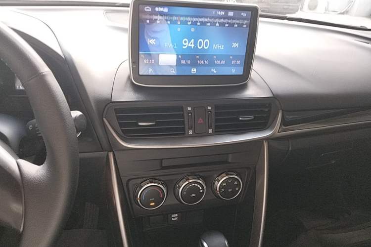 Used Mazda CX-4 2016 2.0L Automatic 2WD Blue Sky Dynamic Edition Audio And AC Panel