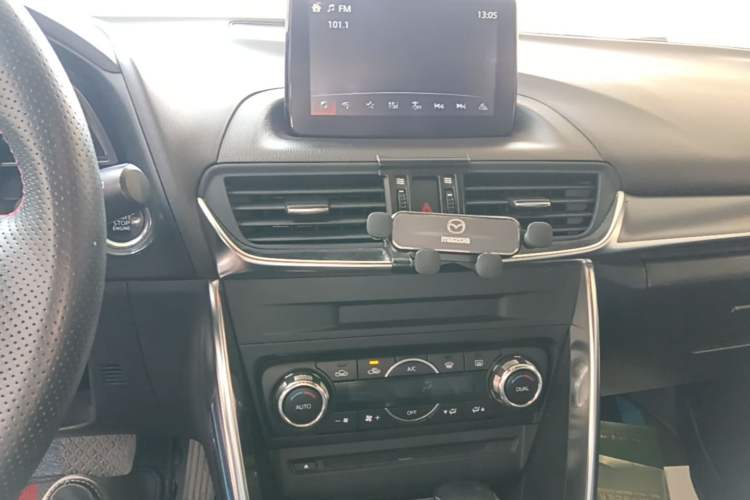 Used Mazda CX-4 2016 2.0L Automatic 2WD Blue Sky Luxury Edition Audio And AC Panel