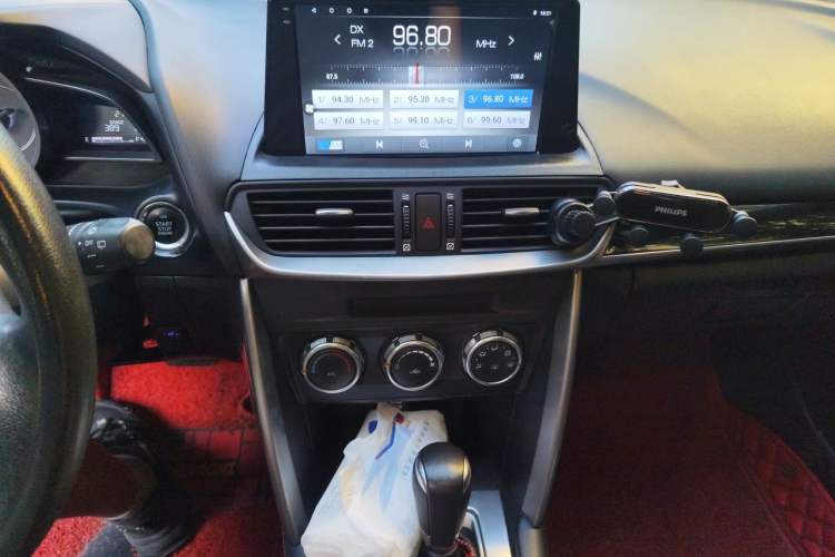 Used Mazda CX-4 2016 2.0L Automatic 2WD Blue Sky Dynamic Edition Audio And AC Panel
