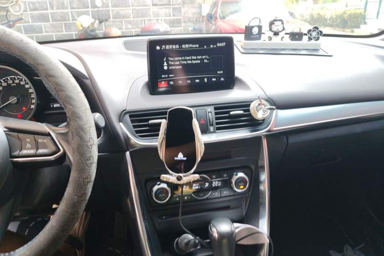 Used Mazda CX-4 2016 2.0L Automatic 2WD Blue Sky Luxury Edition Audio And AC Panel