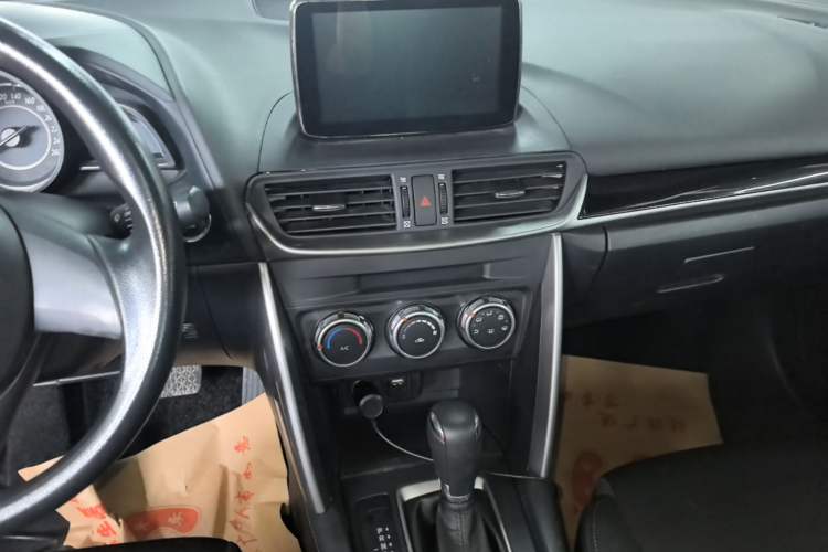 Used Mazda CX-4 2016 2.0L Automatic 2WD Blue Sky Dynamic Edition Audio And AC Panel