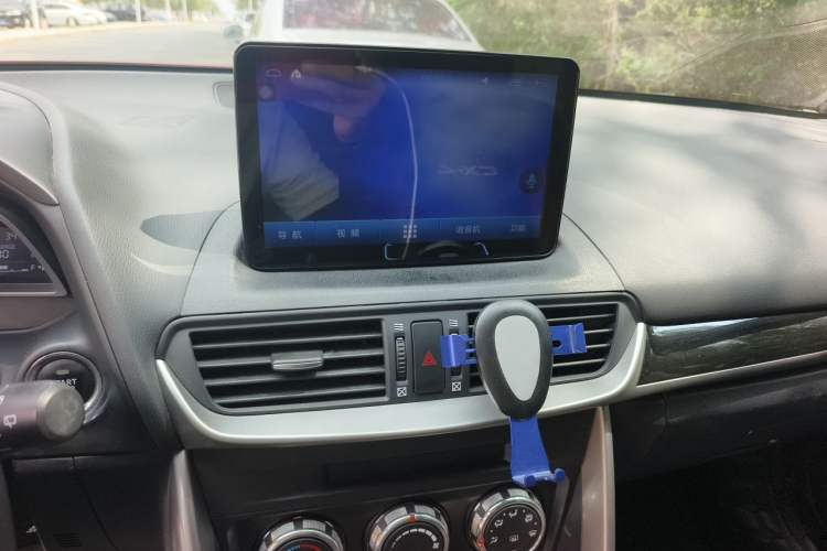 Used Mazda CX-4 2016 2.0L Automatic 2WD Blue Sky Dynamic Edition Audio And AC Panel