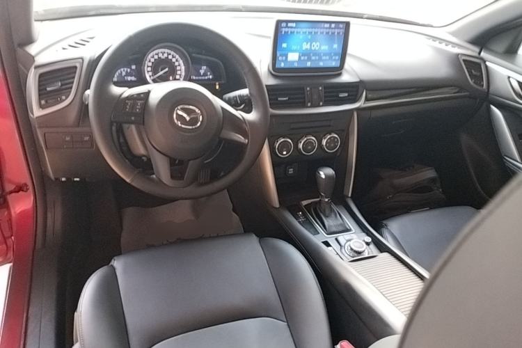 Used Mazda CX-4 2016 2.0L Automatic 2WD Blue Sky Dynamic Edition Center Console