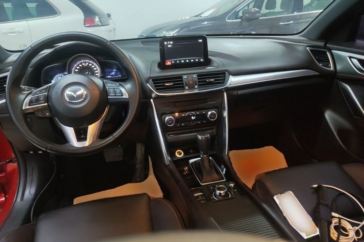 Used Mazda CX-4 2016 2.0L Automatic 2WD Blue Sky Luxury Edition Center Console