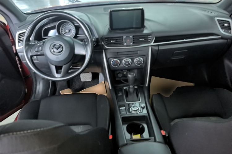 Used Mazda CX-4 2016 2.0L Automatic 2WD Blue Sky Dynamic Edition Center Console