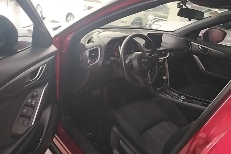 Used Mazda CX-4 2016 2.0L Automatic 2WD Blue Sky Dynamic Edition Driver Seat
