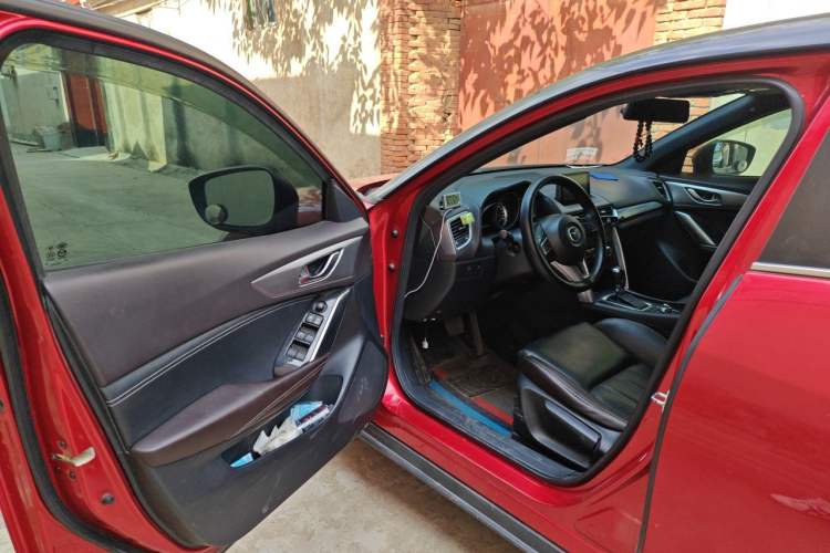 Used Mazda CX-4 2016 2.0L Automatic 2WD Blue Sky Luxury Edition Driver Seat