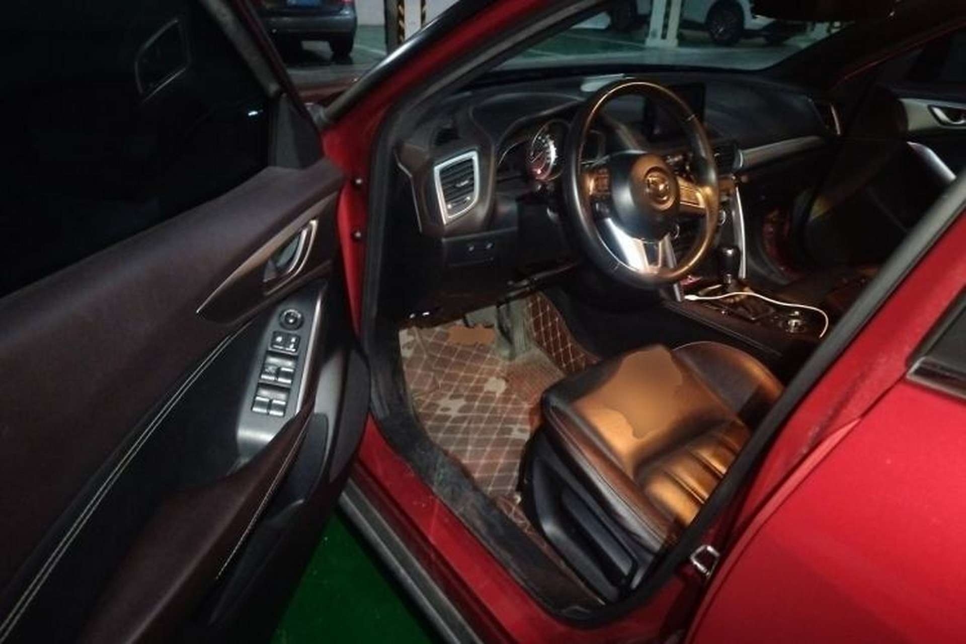Used Mazda CX-4 2016 2.0L Automatic 2WD Blue Sky Luxury Edition Driver Seat