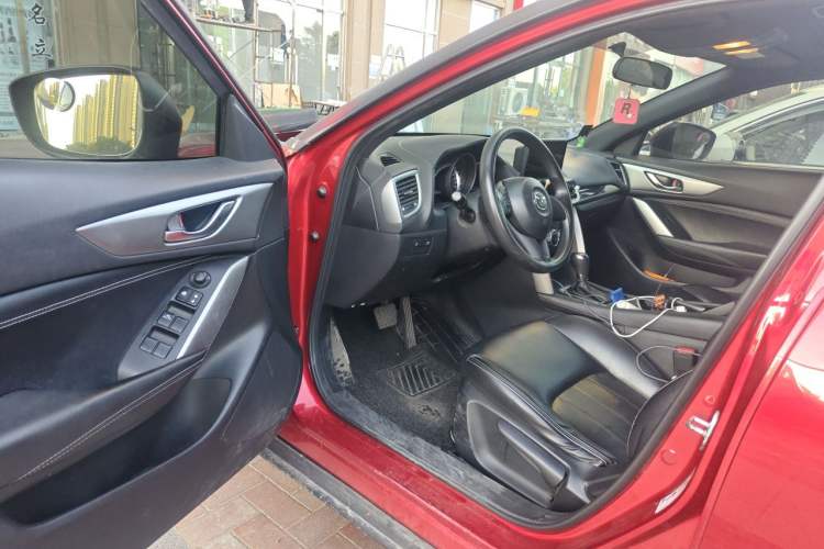 Used Mazda CX-4 2016 2.0L Automatic 2WD Blue Sky Dynamic Edition Driver Seat