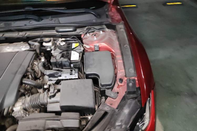 Used Mazda CX-4 2016 2.0L Automatic 2WD Blue Sky Luxury Edition Engine Bay Left
