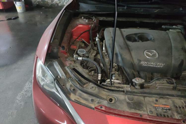 Used Mazda CX-4 2016 2.0L Automatic 2WD Blue Sky Dynamic Edition Engine Bay Right