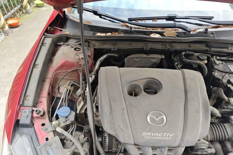 Used Mazda CX-4 2016 2.0L Automatic 2WD Blue Sky Luxury Edition Engine Bay Right