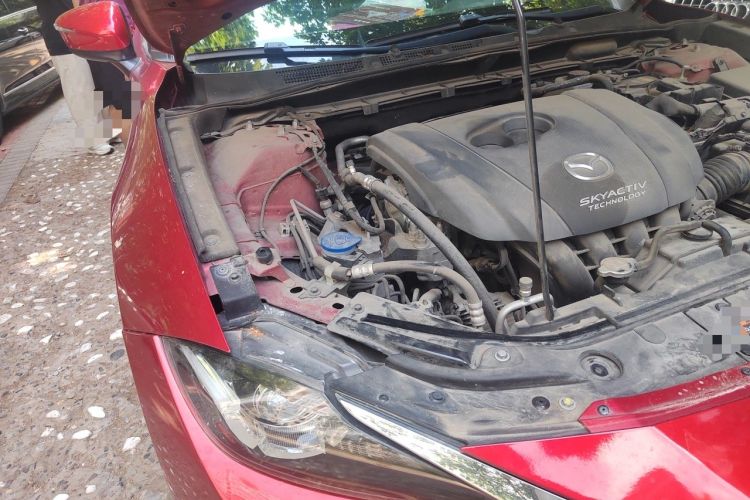 Used Mazda CX-4 2016 2.0L Automatic 2WD Blue Sky Luxury Edition Engine Bay Right