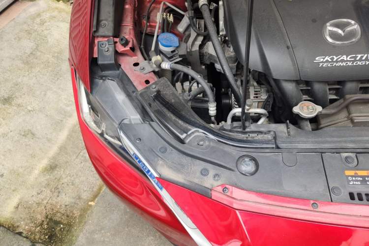 Used Mazda CX-4 2016 2.0L Automatic Two-Wheel Drive Blue Sky Leading Edition Engine Bay Right