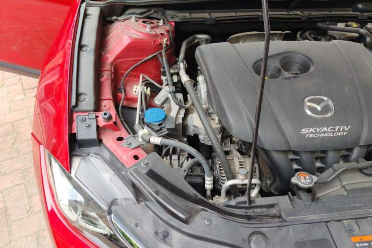 Used Mazda CX-4 2016 2.0L Automatic 2WD Blue Sky Luxury Edition Engine Bay Right