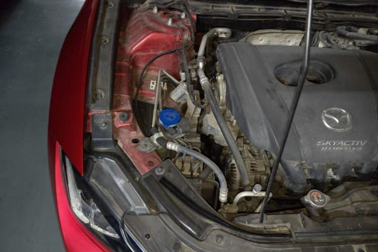 Used Mazda CX-4 2016 2.0L Automatic 2WD Blue Sky Luxury Edition Engine Bay Right