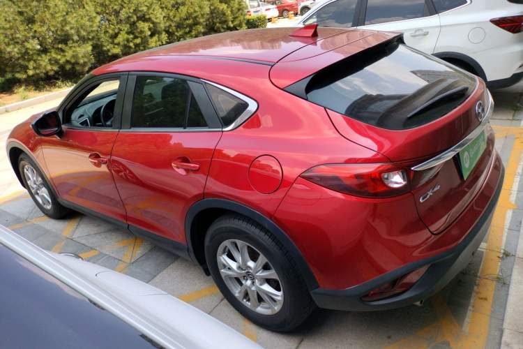 Used Mazda CX-4 2016 2.0L Automatic 2WD Blue Sky Dynamic Edition Exterior 3