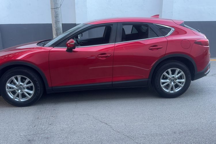 Used Mazda CX-4 2016 2.0L Automatic 2WD Blue Sky Luxury Edition Exterior 7