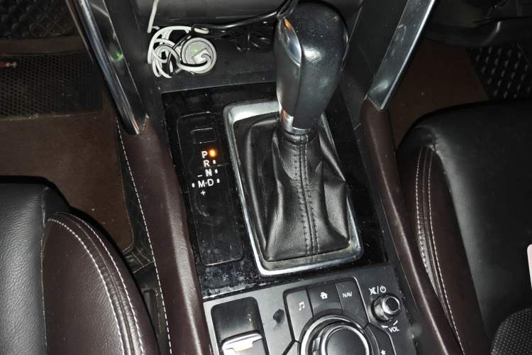 Used Mazda CX-4 2016 2.0L Automatic 2WD Blue Sky Luxury Edition Gear Lever
