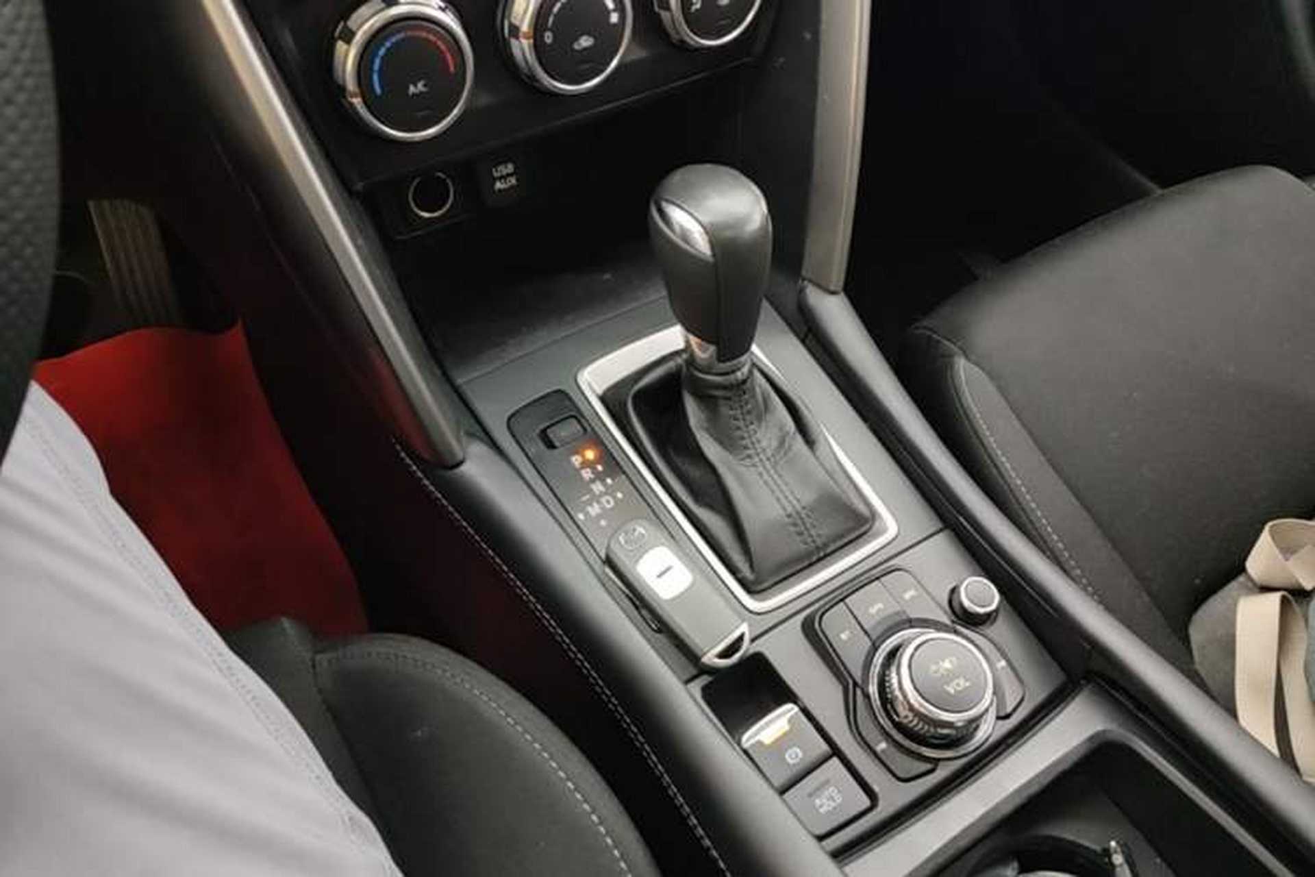 Used Mazda CX-4 2016 2.0L Automatic 2WD Blue Sky Dynamic Edition Gear Lever