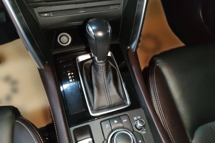 Used Mazda CX-4 2016 2.0L Automatic 2WD Blue Sky Luxury Edition Gear Lever
