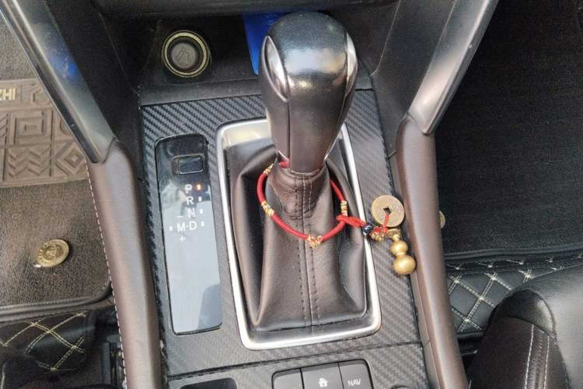 Used Mazda CX-4 2016 2.0L Automatic 2WD Blue Sky Luxury Edition Gear Lever