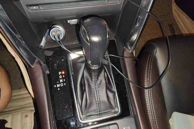 Used Mazda CX-4 2016 2.0L Automatic 2WD Blue Sky Luxury Edition Gear Lever