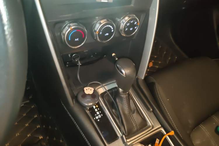 Used Mazda CX-4 2016 2.0L Automatic 2WD Blue Sky Dynamic Edition Gear Lever