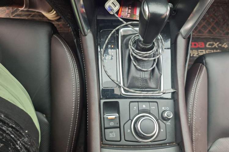Used Mazda CX-4 2016 2.0L Automatic 2WD Blue Sky Luxury Edition Gear Lever