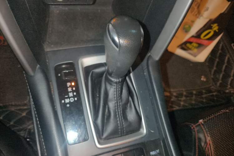 Used Mazda CX-4 2016 2.0L Automatic 2WD Blue Sky Dynamic Edition Gear Lever