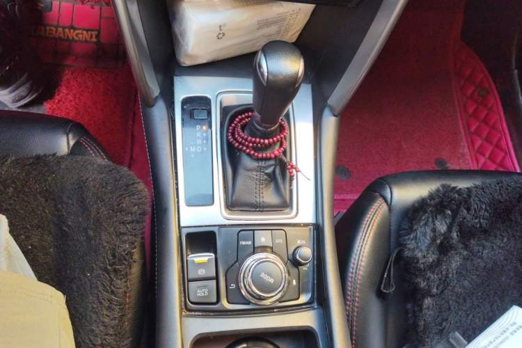 Used Mazda CX-4 2016 2.0L Automatic 2WD Blue Sky Dynamic Edition Gear Lever