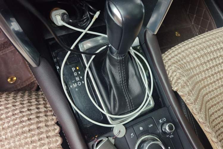 Used Mazda CX-4 2016 2.0L Automatic 2WD Blue Sky Luxury Edition Gear Lever