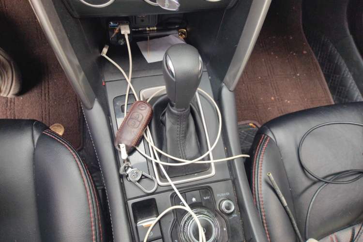 Used Mazda CX-4 2016 2.0L Automatic 2WD Blue Sky Dynamic Edition Gear Lever