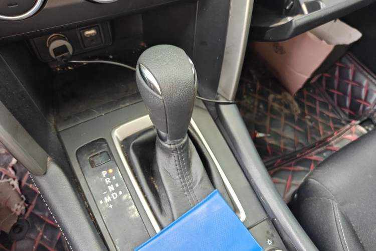 Used Mazda CX-4 2016 2.0L Automatic 2WD Blue Sky Dynamic Edition Gear Lever