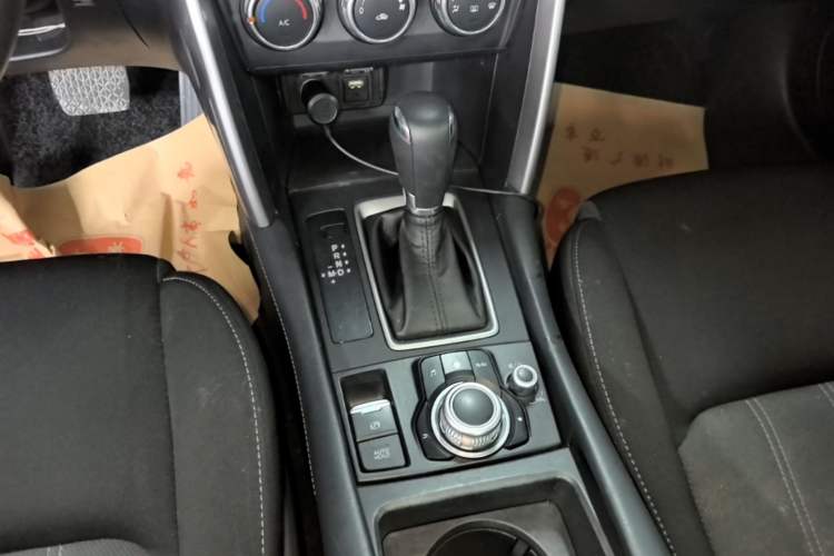 Used Mazda CX-4 2016 2.0L Automatic 2WD Blue Sky Dynamic Edition Gear Lever