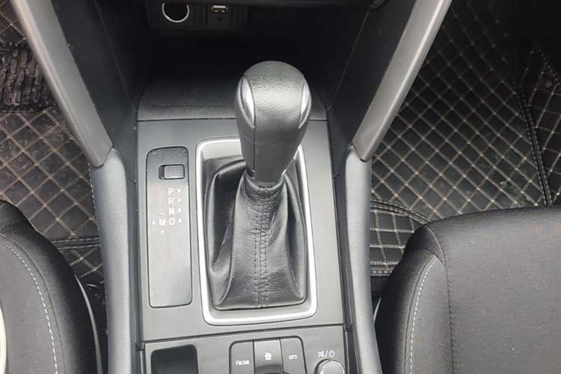 Used Mazda CX-4 2016 2.0L Automatic 2WD Blue Sky Dynamic Edition Gear Lever