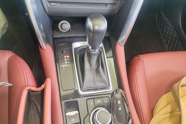 Used Mazda CX-4 2016 2.0L Automatic 2WD Blue Sky Luxury Edition Gear Lever