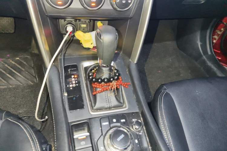 Used Mazda CX-4 2016 2.0L Automatic 2WD Blue Sky Dynamic Edition Gear Lever