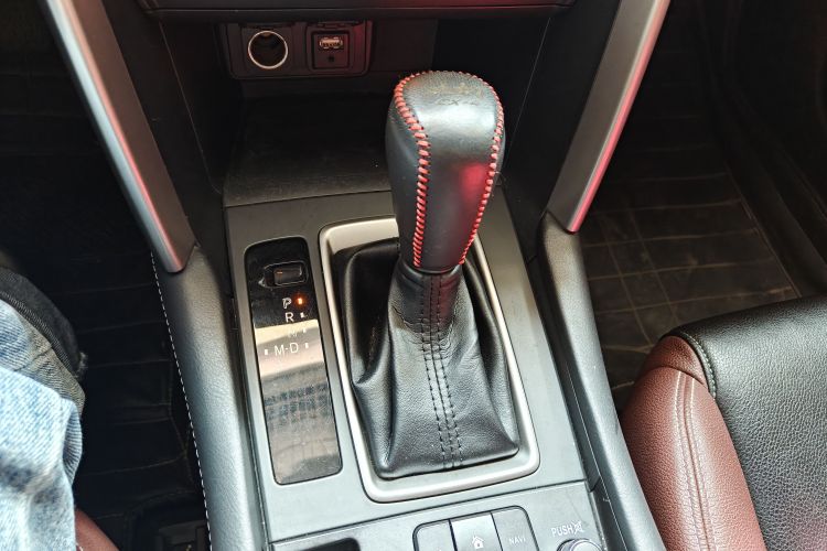 Used Mazda CX-4 2016 2.0L Automatic 2WD Blue Sky Dynamic Edition Gear Lever