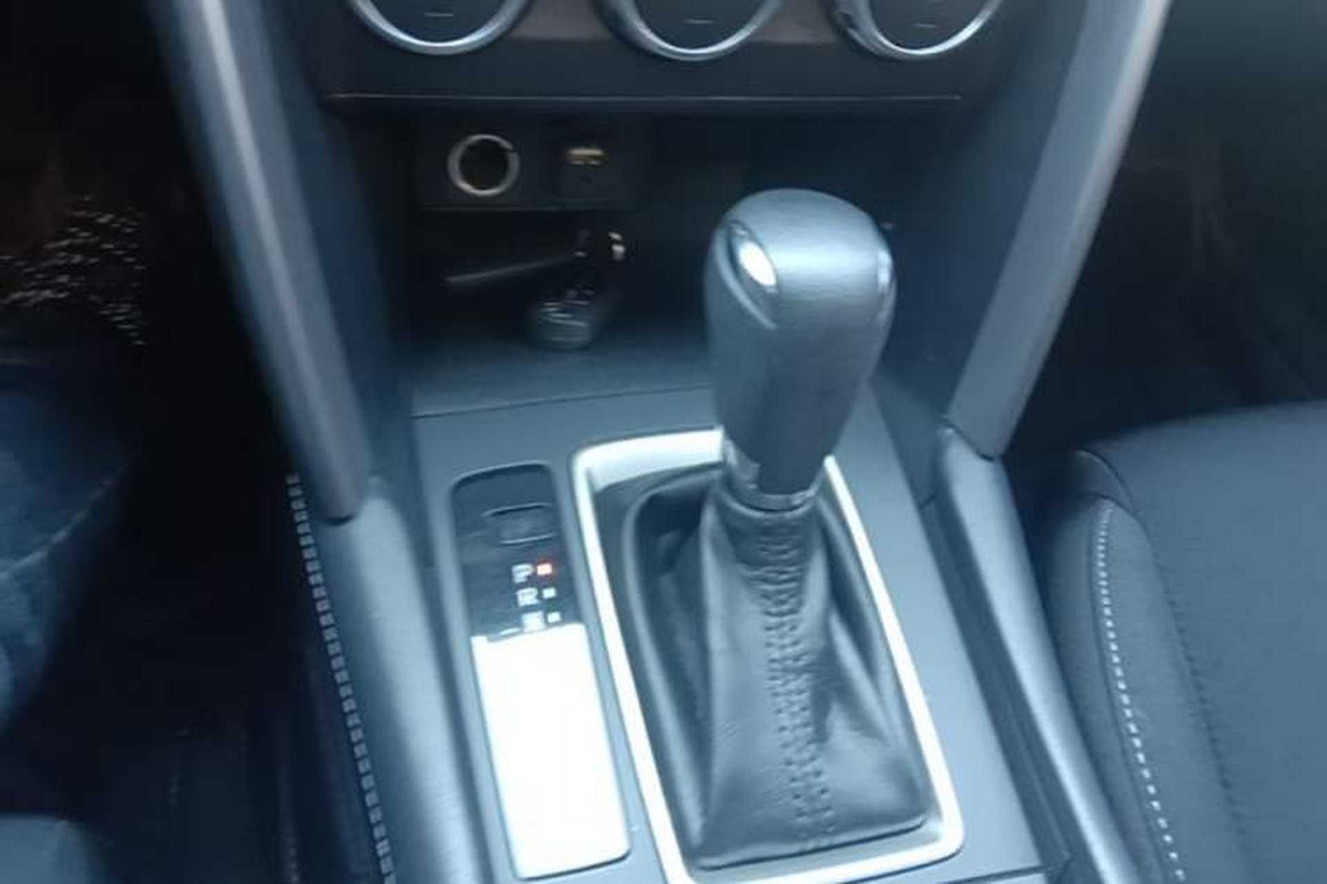 Used Mazda CX-4 2016 2.0L Automatic 2WD Blue Sky Dynamic Edition Gear Lever