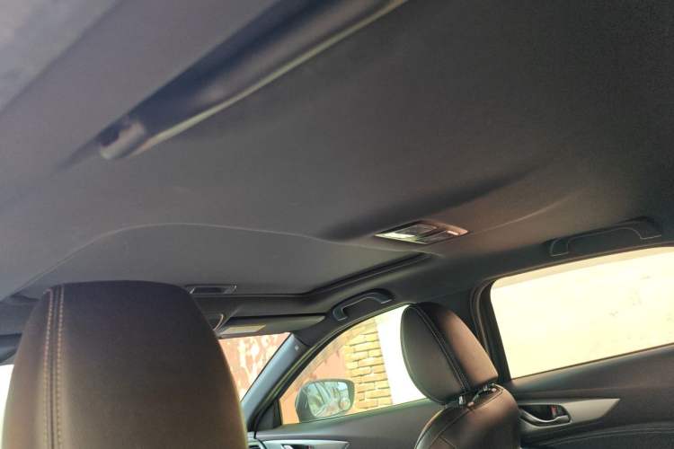 Used Mazda CX-4 2016 2.0L Automatic 2WD Blue Sky Luxury Edition Headliner
