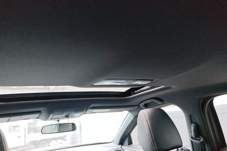Used Mazda CX-4 2016 2.0L Automatic 2WD Blue Sky Luxury Edition Headliner
