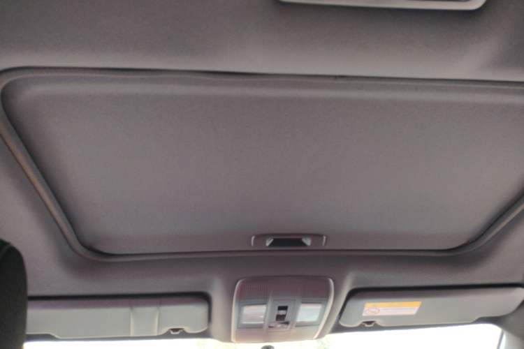 Used Mazda CX-4 2016 2.0L Automatic 2WD Blue Sky Dynamic Edition Headliner