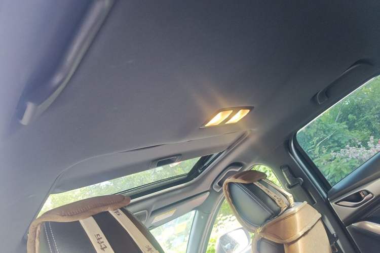 Used Mazda CX-4 2016 2.5L Automatic 4x4 Sky Blue Passion Edition Headliner