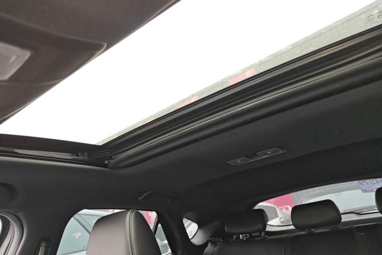 Used Mazda CX-4 2016 2.0L Automatic 2WD Blue Sky Luxury Edition Headliner