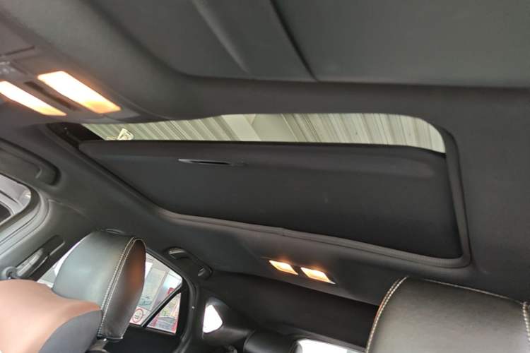 Used Mazda CX-4 2016 2.0L Automatic 2WD Blue Sky Dynamic Edition Headliner