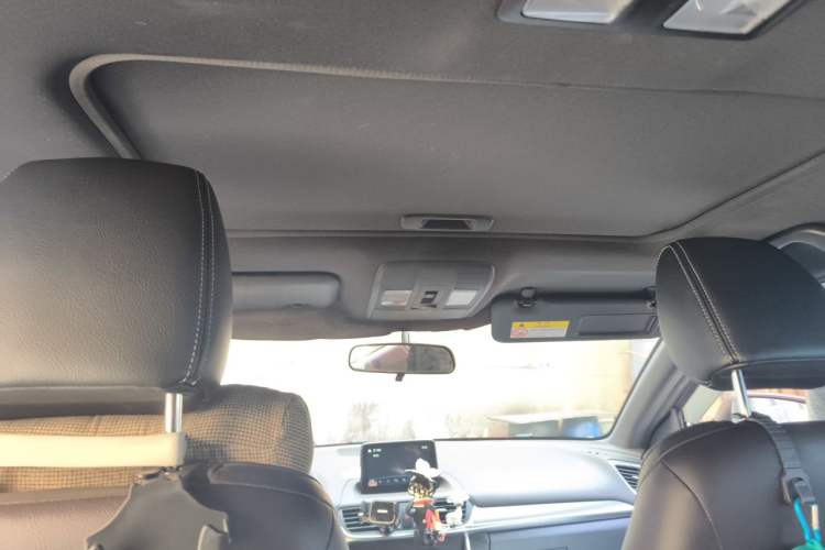 Used Mazda CX-4 2016 2.0L Automatic 2WD Blue Sky Luxury Edition Headliner