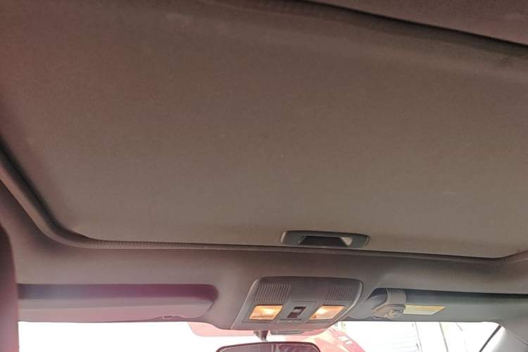 Used Mazda CX-4 2016 2.0L Automatic 2WD Blue Sky Dynamic Edition Headliner