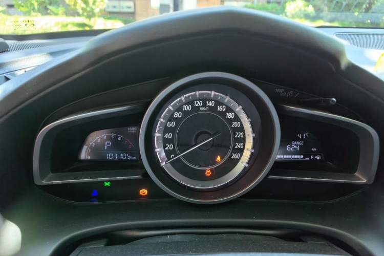 Used Mazda CX-4 2016 2.0L Automatic 2WD Blue Sky Dynamic Edition Instrument Cluster