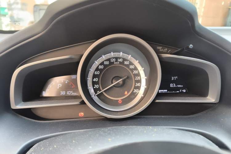 Used Mazda CX-4 2016 2.0L Automatic 2WD Blue Sky Luxury Edition Instrument Cluster